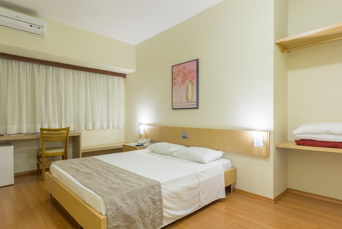 Hotel Crystal Londrina Kültér fotó