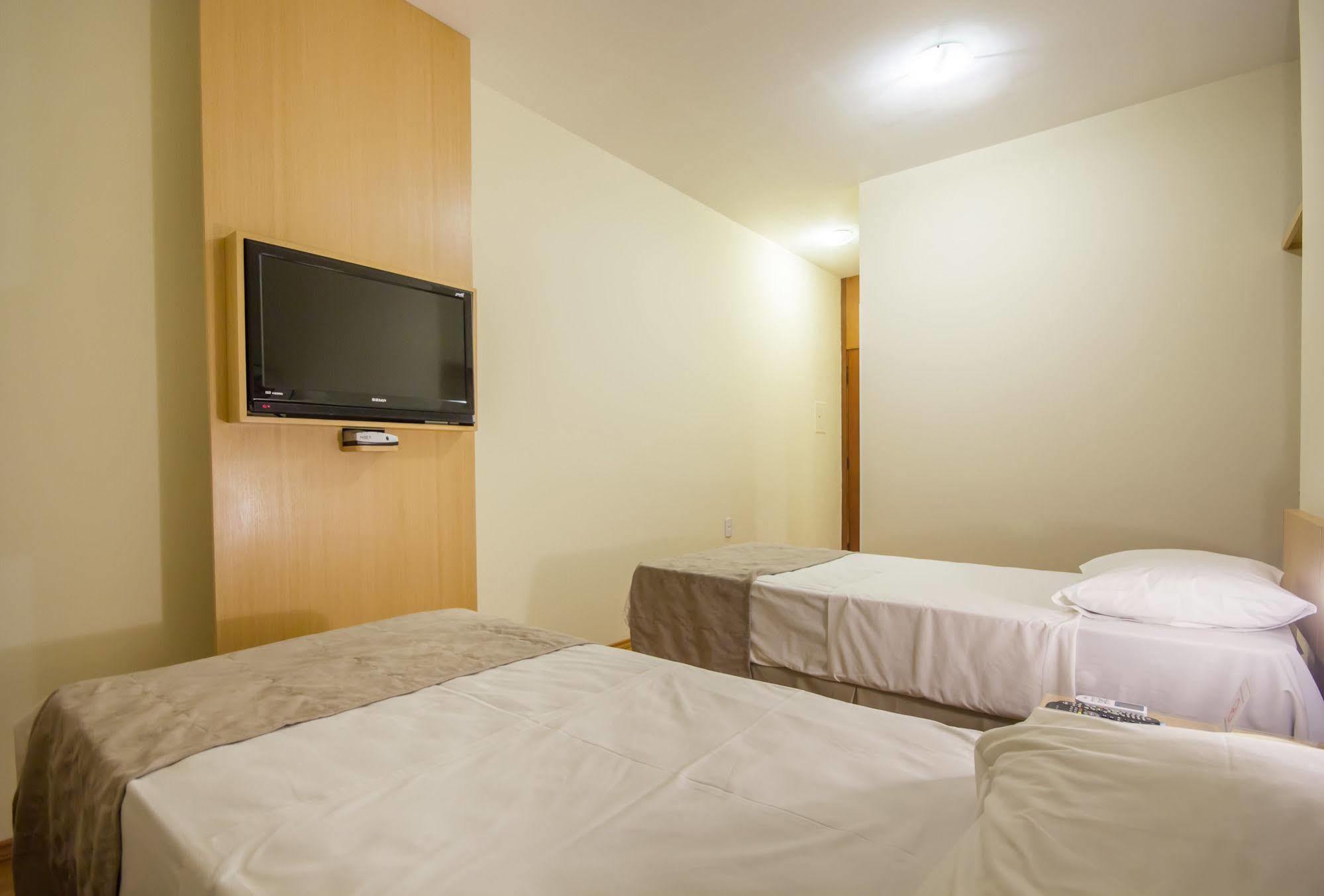 Hotel Crystal Londrina Kültér fotó